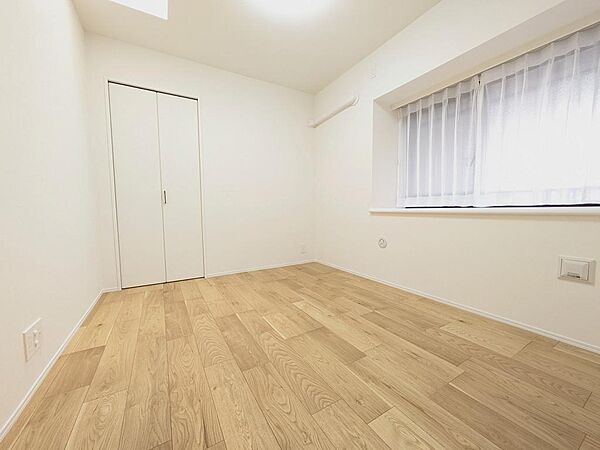 洋室を拡大表示