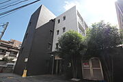 ★おしゃれなツートンカラーの外観★