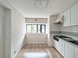 Ｍ1マンション 201 2階2DKのリビング/ダイニング