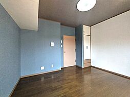 ヌーヴォカステロ 106 1階1Kのリビング/ダイニング