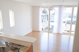 テラスエクレール 101 1階3LDKのリビング/ダイニング