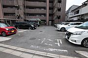 ★敷地内駐車場★（空き状況・使用料等詳細はご確認下さい）