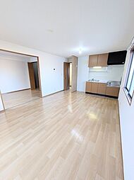 シャルマン・ドミール 201 2階2LDKのリビング/ダイニング