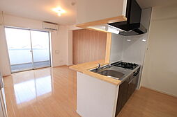 アミティエ 303 3階2LDKのリビング/ダイニング