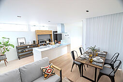 Ｍａｉｓｏｎ　ｄｅ　ｃｒａｂｅ　I 101 1階3SLDKのリビング/ダイニング