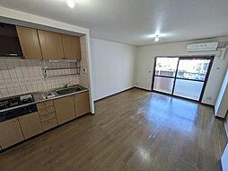 グランパール八千代 206 2階3LDKのリビング/ダイニング