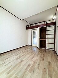 エステートピア 205 2階1Kのリビング/ダイニング