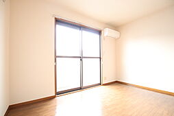 エス・ポワール 203 2階1Kのリビング/ダイニング