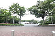 茅ヶ崎中央公園まで600ｍ