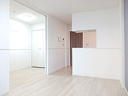 エレガンシア　V 1階1LDKのリビング/ダイニング