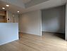 リビング/ダイニング：※同間取り別号室の写真です
