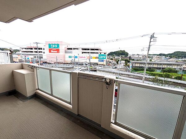 バルコニーを拡大表示