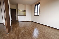 シャトルハピネス 202 2階2LDKのリビング/ダイニング