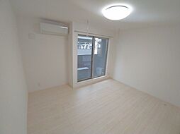 ＧＲＡＮＱＵＡＬ　ＫＡＷＡＧＵＣＨＩ 201 2階1Kのリビング/ダイニング