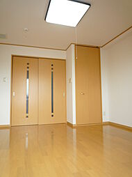 エターナル・コート 303 3階1Kのリビング/ダイニング