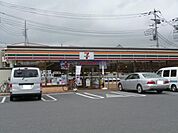 セブンイレブン戸田駅西口店まで110ｍ