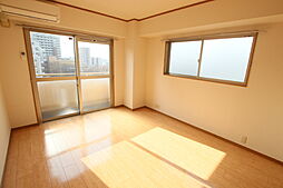 ソレアードIV 702 7階1Kのリビング/ダイニング