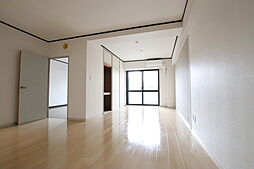 コルレット大宮 106 1階2LDKのリビング/ダイニング