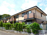 南側から見た外観