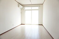 サンヒルズ桜ケ丘 202 2階ワンルームのリビング/ダイニング