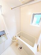 ★★バスルームです♪浴室乾燥機を使えば、乾燥室としても使用できます♪★★