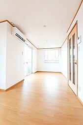 コンブリオ 201 2階2LDKのリビング/ダイニング