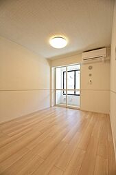 ルーラル・エステートＤ 102 1階1LDKのリビング/ダイニング