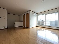 伊予鉄道横河原線 牛渕団地前駅 徒歩4分の賃貸アパート 2階2LDKのリビング/ダイニング