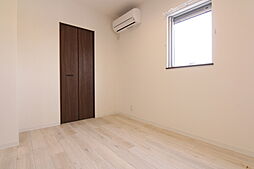 ＥＡＲＬ’Ｓ　ＣＯＵＲＴ衣山II 202 2階1LDKのリビング/ダイニング