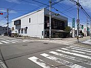 銀行
