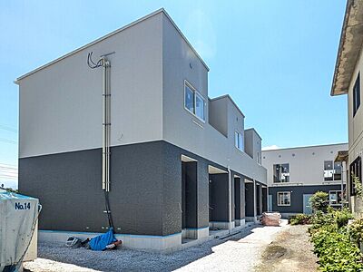 外観:建築中 外観:建築中