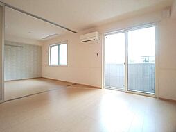 伊予鉄道市駅線 道後公園駅 徒歩3分の賃貸アパート 1階1LDKのリビング/ダイニング