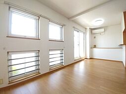 アルモニー久米 201 2階1LDKのリビング/ダイニング