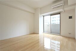 伊予鉄道本町線 本町三丁目駅 徒歩1分の賃貸マンション 2階ワンルームのリビング/ダイニング