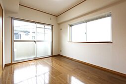 ＦＥＬＩＣＥ空港通 201 2階2DKのリビング/ダイニング