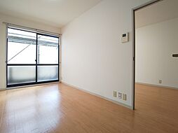 ディアス余戸　Ｂ棟 103 1階2DKのリビング/ダイニング