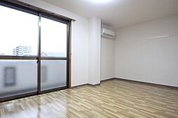 伊予鉄道郡中線 土居田駅 徒歩19分の賃貸マンション 3階ワンルームのリビング/ダイニング