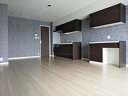 伊予鉄道市駅線 道後公園駅 徒歩8分の賃貸マンション 3階1LDKのリビング/ダイニング