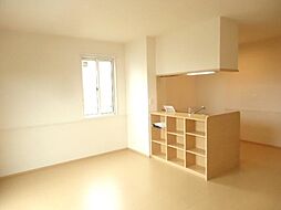 伊予鉄道横河原線 北久米駅 徒歩28分の賃貸アパート 1階2LDKのリビング/ダイニング