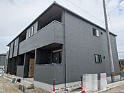 建築中