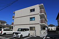 愛媛県松山市星岡5丁目2-8：物件画像／株式会社ハウスメイトショップ　松山柳井町店