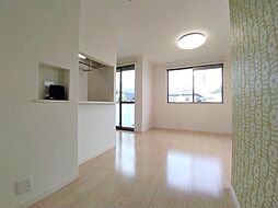 伊予鉄道横河原線 横河原駅 徒歩10分の賃貸アパート 2階1LDKのリビング/ダイニング