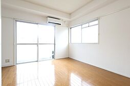 伊予鉄道環状線(JR松山駅経由) 萱町六丁目駅 徒歩9分の賃貸マンション 3階1Kのリビング/ダイニング