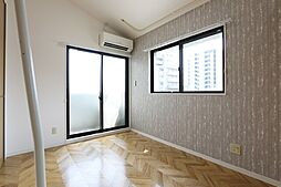 メゾン・エスト 306 3階1LDKのリビング/ダイニング