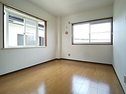 伊予鉄道横河原線 横河原駅 徒歩15分の賃貸アパート 2階2Kのリビング/ダイニング