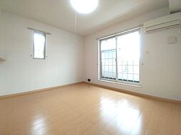 伊予鉄道高浜線 山西駅 3.5kmの賃貸アパート 2階1LDKのリビング/ダイニング