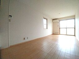 伊予鉄道横河原線 鷹ノ子駅 徒歩8分の賃貸アパート 1階2LDKのリビング/ダイニング