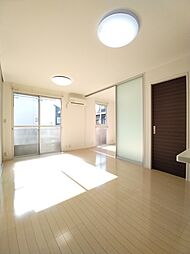 伊予鉄道郡中線 地蔵町駅 徒歩7分の賃貸アパート 1階2LDKのリビング/ダイニング