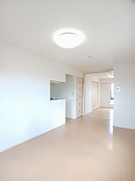 JR鹿児島本線 熊本駅 バス12分 新土河原町下車 徒歩2分の賃貸アパート 3階1LDKのリビング/ダイニング