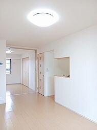 JR豊肥本線 東海学園前駅 徒歩12分の賃貸アパート 3階1LDKのリビング/ダイニング